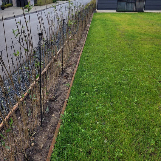 Spesialmål: Bøyd bedkant 3 mm cortenstål