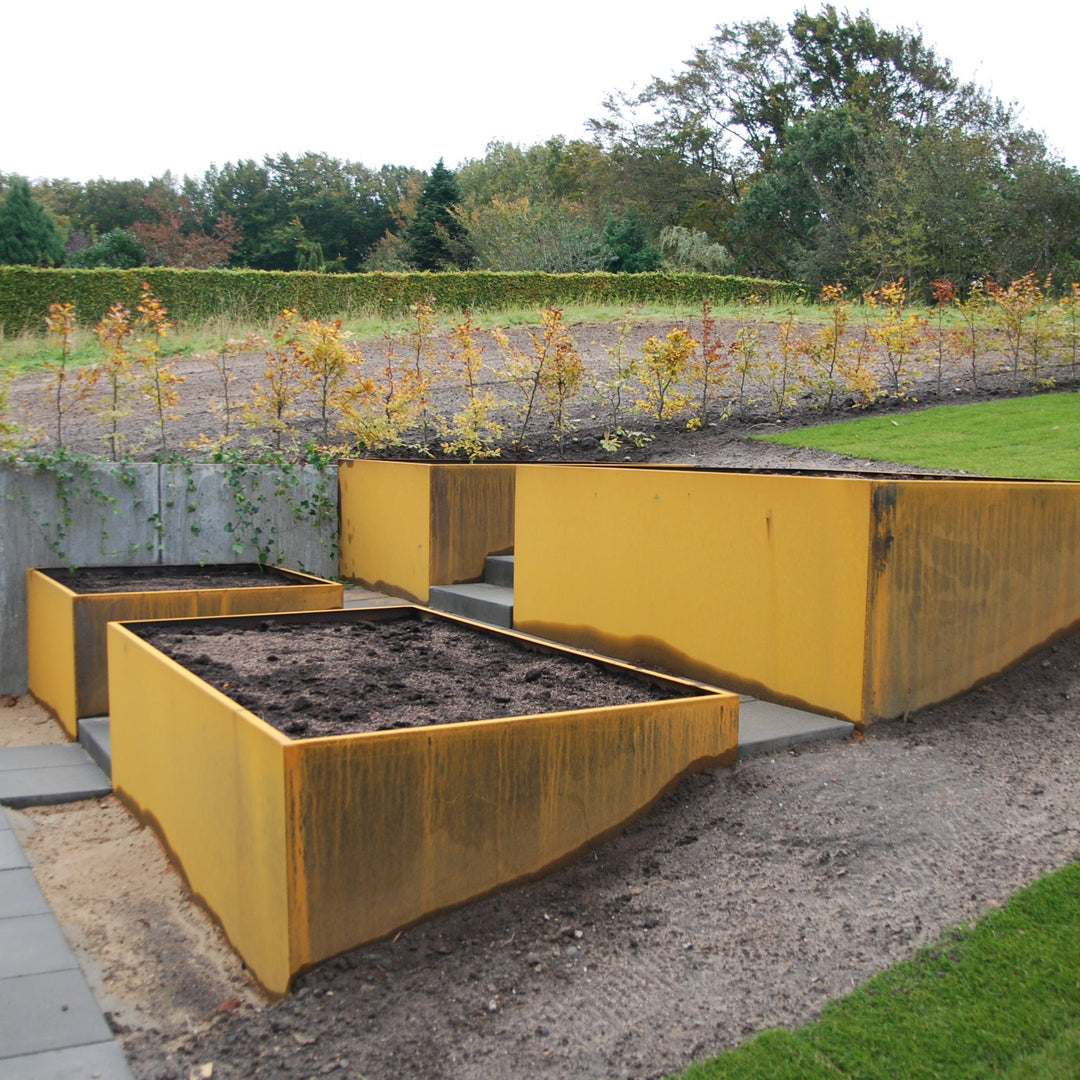 Spesialmål: Plantekasse, lang modell +200 cm (med bunn)
