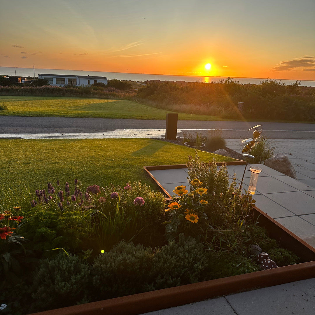 Spesialmål: Bøyd bedkant 3 mm cortenstål