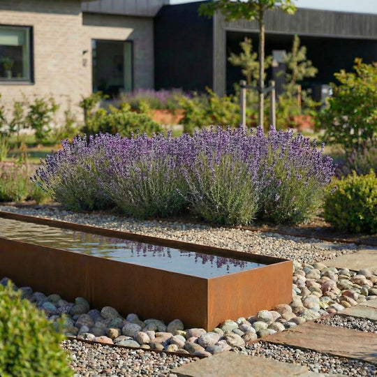 Spesialmål: Speilbasseng i cortenstål