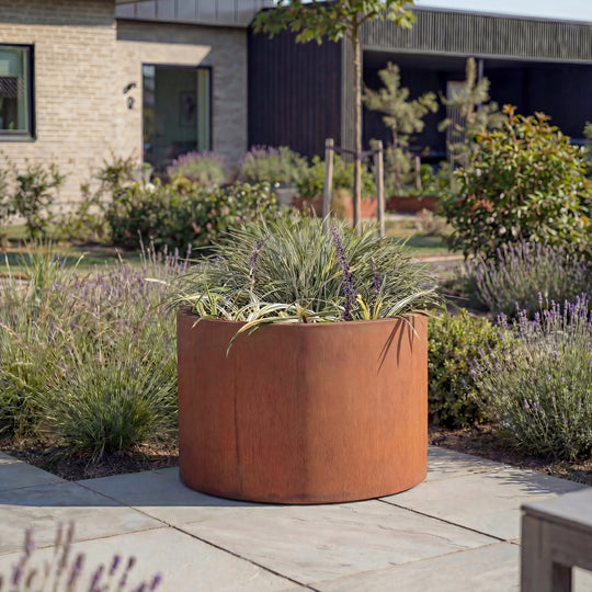 Runde plantekasser med buet kant