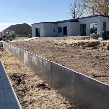 Spesialmål: Støttemur i cortenstål